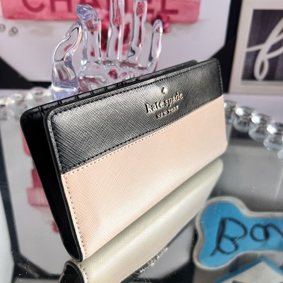 Kate Spade Staci Color block Saffiano leather slim bifold wallet - Picture 3 of 8